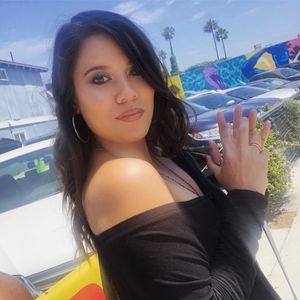 Meet your Posher, Alisa